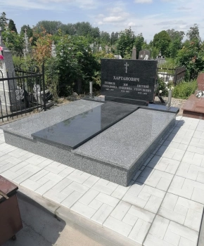 Памятник двойной 95